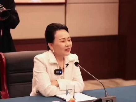 这是谁家的儿子?赶快领走!你两口子那点事儿,他都给你们曝光了!🤗#职场 #培训 #安总脱稿