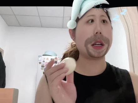 今天有空来实验一下蛋神的九分十二秒鸡蛋🥚哇塞!!!真的很好吃😋每一个蛋的角落都刚刚好#蛋神 #九分十二秒 #蛋