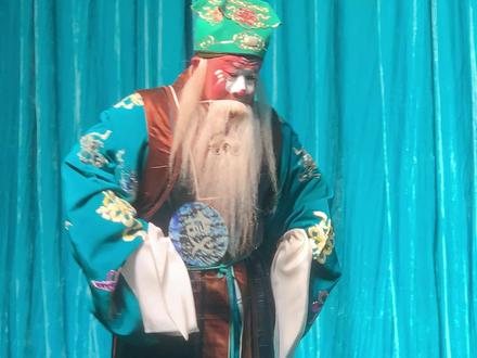 长梆在南垂村演出(十八颗红绣球)