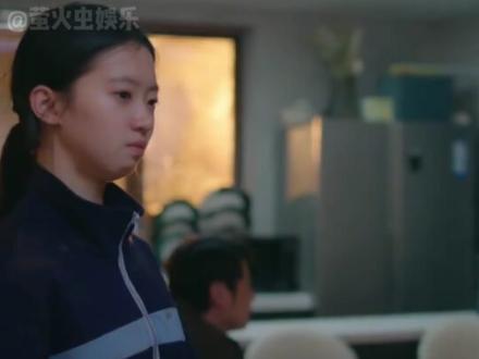 #我要带着爱意恨你东亚家庭最真实的写照 东亚家庭的爱带着钝感的痛,反复撕裂又自我愈合#东亚家庭 #亲子 #周深怜悯