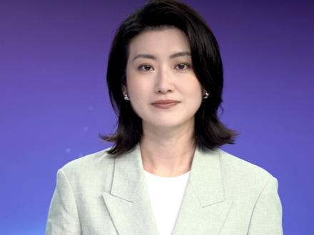 12月18日,海南海口,海南居民封关后迎来“榴莲狂欢”!一大早就在现场排队等待购买,超市:每斤78元至98元,涵盖猫山王、黑刺等7个热门品种#海南封关 #榴莲 #猫山王 @抖音小助手 #媒体精选计划 @抖音小助手