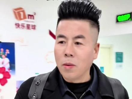 从西安奔赴北京跨越千里,只为给嫣然天使儿童医院的孩子们送上一份爱心,点滴善意,温暖同行。作为我先干好自己的份内,再用自己的能力去回馈社会,以父亲为榜样#车坛老王#嫣然天使儿童医院 #车坛老王二斗#西安二手车#dou是好车