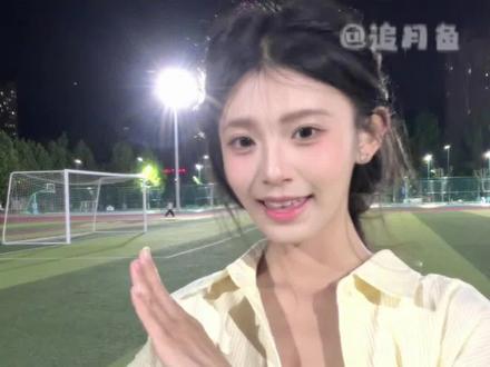 这个六一,跟着这支超上头的蜜蜂摇一起摇摆吧~#骑手儿童节有自己的beegm #蜜蜂摇 #儿童节全世界都来跳舞 #六一发蜂