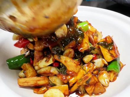 我们老宿州非常畅销的一道春季菜,我们调试多次的最终做法,教程今天分享给大家#美食教程 #舌尖上的味道