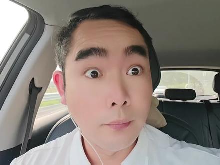 历史前十它来了~ 老大冠军是重中之重,一旦有差距,就不用看其他锅碗瓢盆了!1.拉塞尔2.乔丹3.科比4.邓肯5.贾巴尔6.魔术师7.奥尼尔8.库里9.詹姆斯10伯德#NBA历史前十 #乔丹#科比#库里#詹姆斯