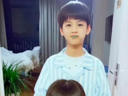 镜头一拉就长大了@林辰涵 @芦展翔特特 这次是双人喔