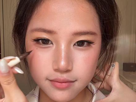 化妆不上镜的宝宝请看! #新手化妆教程 #改妆 #面对面教化妆 #亚裔妆容 #妆教