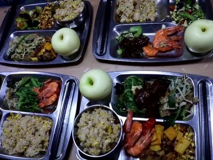 我们这十年 | 探秘“深海小厨”
小厨房关系战斗力,让我们一起走进人民海军某潜艇部队,探秘他们的“深海小厨”。