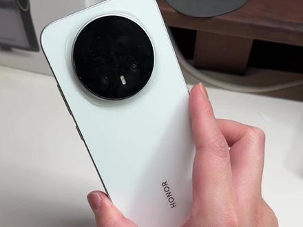 华为、荣耀手机如何更改桌面图标教程,外观颜值可以说非常漂亮#玩机技巧 #华为 #荣耀 #荣耀图标 #数码科技