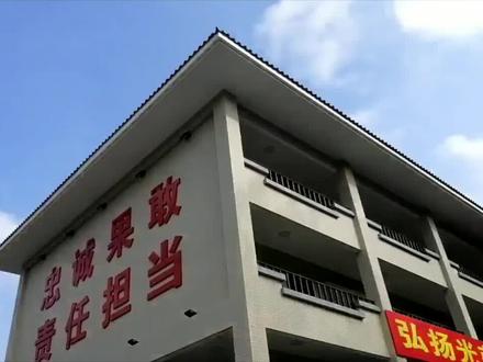 警卫兵的选拔开始了,赶紧过来看大长腿啊(涂翔宇)