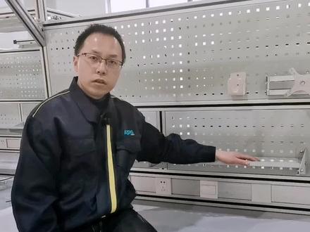 铝型材组装工作台你知道吗?这么多的工作台看起来真有气势…#2021过年不打烊 #铝型材 #工作台 #自动化