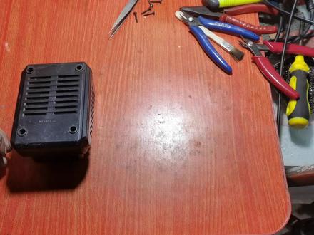 东成FFCL18-05充电器维修过程(太没有技术含量了)