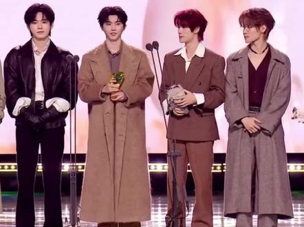 星光大赏完全是乐子大赏来的 一场活动下来到底多少名场面!#时代少年团 #鞠婧祎 #陈妍希 #金靖 #星光大赏