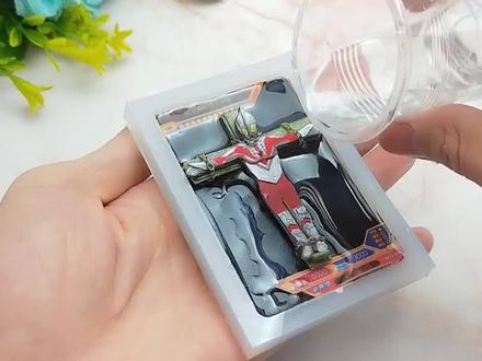 挑战制作佐菲奥特曼十字架3D卡雕,形状立体感,送朋友很喜欢