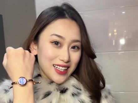 是偏爱 是首选 是例外 事事有回应 件件有着落#情侣手链进入totwoo时代 #戴totwoo感应爱 #情侣日常