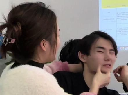 生活不就是酸甜苦辣吗 还好你在🥰#龙浩天 #龙浩天团队