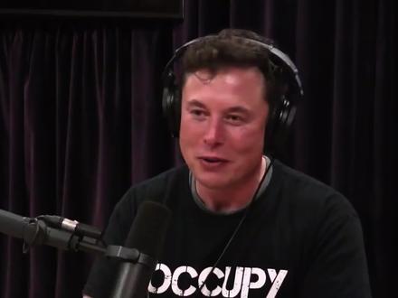 这款卖了50年的麦克风,终于要降低使用门槛了#麦克风 #动圈麦 #舒尔shure #摄影器材