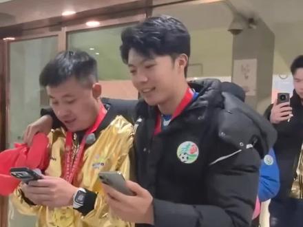 湘超最强夫妻cp
#湘超 #永州 #cp #黄嘟嘟 #张涛