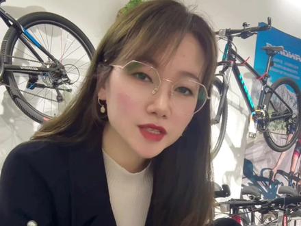 相信有这么一个问题,一直在困扰着某些车友!捷安特车架上的二维码,这个出现没几年的新玩意儿,到底是来干嘛的?对车友到底有啥用?#捷安特QR绑定 #捷安特自行车 #耒阳