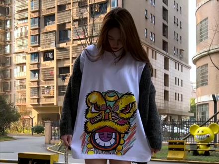 这次完了!我画笔忘记拿了!不过我看到了它!