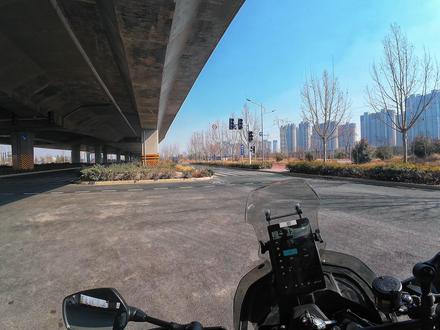 春风1000mtx试驾真实感受 他真的很暴躁!#春风1000mtx #cfmoto春风动力 #1000mtx #摩托车 #让骑行成为一种生活