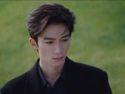 爱有千百种模样,亲吻是,争吵是,放不下也是,而每一种,都是告白。#电视剧告白官宣 #电视剧告白 #王星越 #邓恩熙