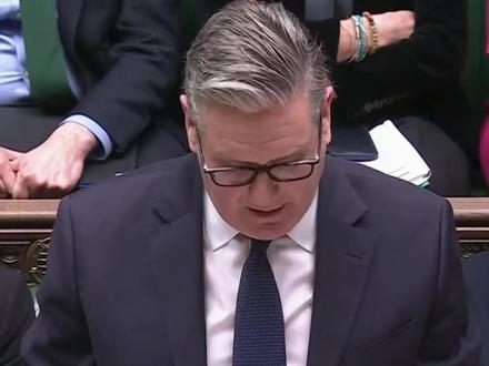 据英国天空新闻网当地时间2月2日报道,英国首相斯塔默向议会通报访华成果,他在下议院称不与中国接触是“失职”,忽视中国八年,英国错失八年发展良机。#英国首相斯塔默