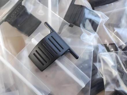 奥迪C7后卷帘挂钩支架!升级改良版!#奥迪c7 #奥迪易损件 #卷帘 #奥迪配件