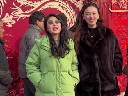 #小登高 #农村结婚就是热闹 祝小登高弟弟新婚快乐,因为一件喜事,把大家聚到一起,看到了很多互联网工作者的认真和谦卑,大家互相学习,一起进步,氛围真好😎