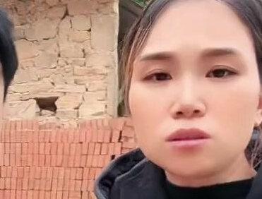 可惜了!之前唐大哥结婚时说公司有事,原来是彤彤出车祸没了😭😭