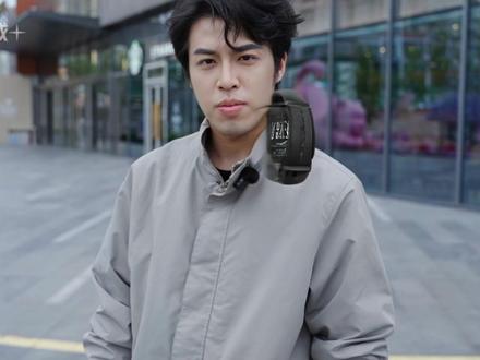 手环卷到头了?小米手环10:屏幕、质感、续航,全都要 #小米手环10 #睡眠监测 #睡眠改善计划 #熬夜党必备 #150种运动模式 #游泳心率监测