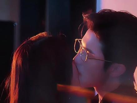 哇塞,这也太好看了吧 #吻戏短剧 #女生必看 #短剧天花板越看越上头 #越看越上头系列 #又土又甜又上头