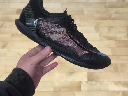 Spo player 1.5 Sample 测试样 全网首曝!一场实战虽然说明不了太多,但基本上看年度后卫旗舰必有它一席之地了。接下来叫不叫座就看设计师的调色板了🎨 #player1.5 #实战篮球鞋测评 #spo #后卫旗舰 #坤坤实战资讯