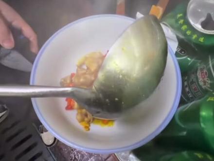 千万粉丝博主蓝战非骑行挑战途经衡阳,被衡阳鱼粉、小炒圈粉(编辑:王慧)#蓝战非#衡阳#衡阳美食#周末不忙来趟衡阳