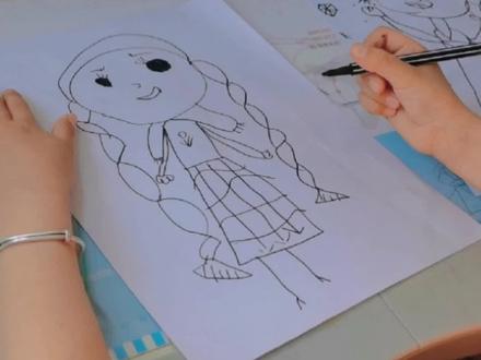 冰雪奇缘之安娜,接上!#画画 #简笔画 #想画就画 你心中的冰雪奇缘是否也有一幅画?