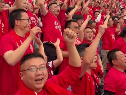 落后又如何?绵阳照样3:2干翻南充!@川超绵阳九洲长虹队 @四川观察 @绵阳观察 @绵阳新闻网 @直播绵阳 @绵阳文旅 @绵阳交警 @1033绵阳交通广播 @绵阳日报 @四川省足球协会