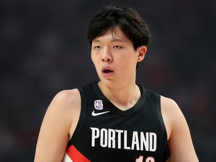 学习吧!杨瀚森队友克林根18+18真炸裂!小杨11分钟有起色 #篮球 #杨瀚森 #抖音篮球季 #开拓者 #用篮球表达心情