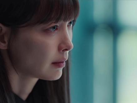 谁懂这一段啊 当她从包里拿出她要吃冰激凌的那一刻 我真的碎掉了🥹🥹🥹#悬疑剧 #韩剧 #李映奈 #热剧推荐 #荣耀她们的法庭