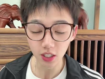 苹果50周年庆前提发卷,600品类卷+700以旧换新卷,苹果17 全家桶直降1300!
#iPhone17 #iPhone17pro #iPhone17promax #苹果手机 #数码科技