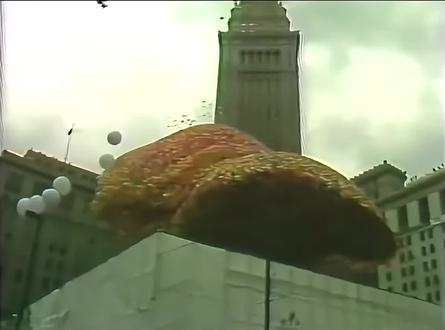 1986年史上最愚蠢慈善活动,放飞百万个气球,间接造成城市瘫痪 #真实事件 #影像