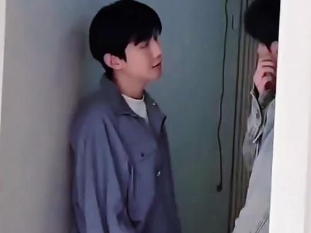 这是不是他俩的秘密小屋
看花絮有的时候云旗进不了状态
普普就会拉着他进小屋 帮他找状态#上热门🔥 @DOU+小助手 #花絮