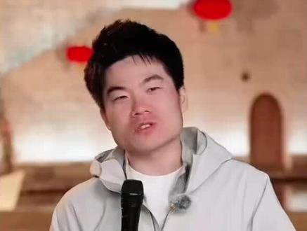 #广西烟花秀 宇辉,我们一直在,为你守候。谢谢你,谢谢广西,谢谢朋友们,双向奔赴的爱。#董宇辉 #与辉同行 #董宇辉拥有暖评最多的评论区 #与辉同行广西行