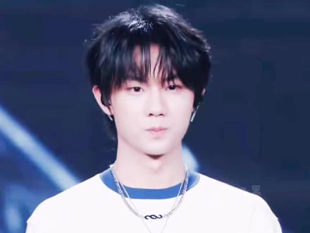 回看dlr谁能不说一句张子墨夯拉了#张子墨 #张子墨天才编曲人 #杨和苏keyng