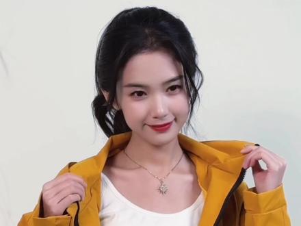 做自己这条路,我走了24年 #演员奕雯 #定妆照