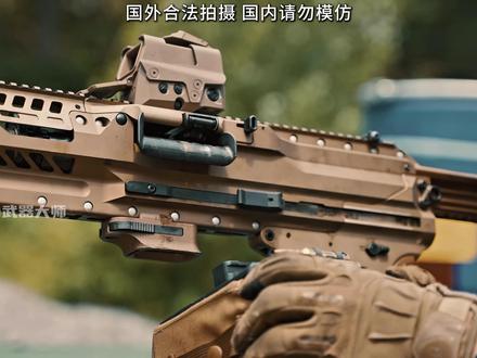 锐评M250 #军迷发烧友#国外合法拍摄国内请勿模仿#靶场射击#武器科普