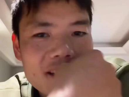 #上热搜 #万能的抖音 @抖音媒体内容优推官 @荒野建哥 @老六荒野院长(张家界七星山骆驼杯) #荒野求生