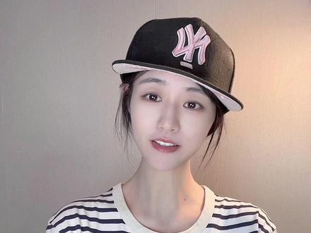 当男朋友吃醋时,高情商的做法,快给我学#高情商聊天 #恋爱 #绿茶