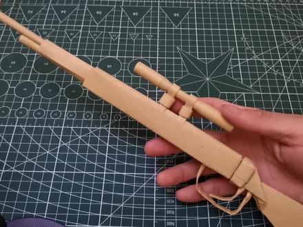 一把98K折纸教程!用胶也费纸,成品的炫酷需要耐心的磨练#折纸 #折纸教程 #折纸武器