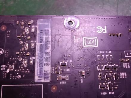 耕升GTX780花屏,屏蔽显存解决花屏问题。砍掉一个通道原本3G显存,改成2.5G,解决显卡代码43问题,又可以愉快的玩游戏了#芯片级维修 #代码43#显卡 #专业维修 #无锡本地显卡维修
