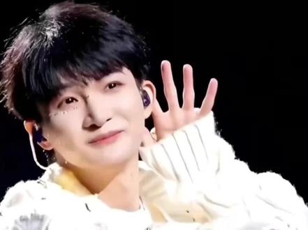 #周深#周深开庭#生米 #向全世界安利
记得就在3月25日,不要忘了。@卡布叻_周深
最后每人一句祝深深开庭顺利!